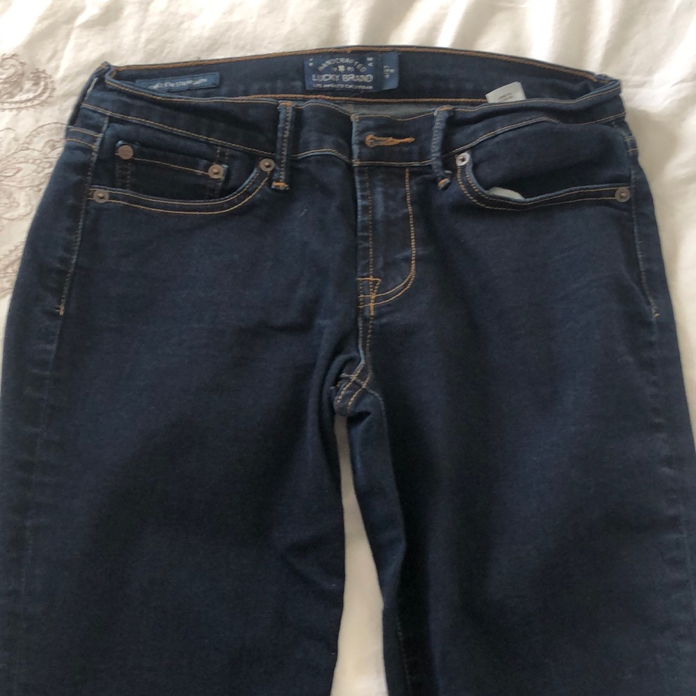 Lucky brand straight leg dark wash jeans